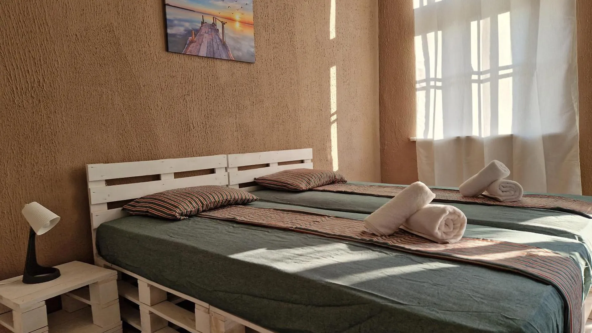 Lambo'S Corner Varna - Guest Rooms Bulgaria