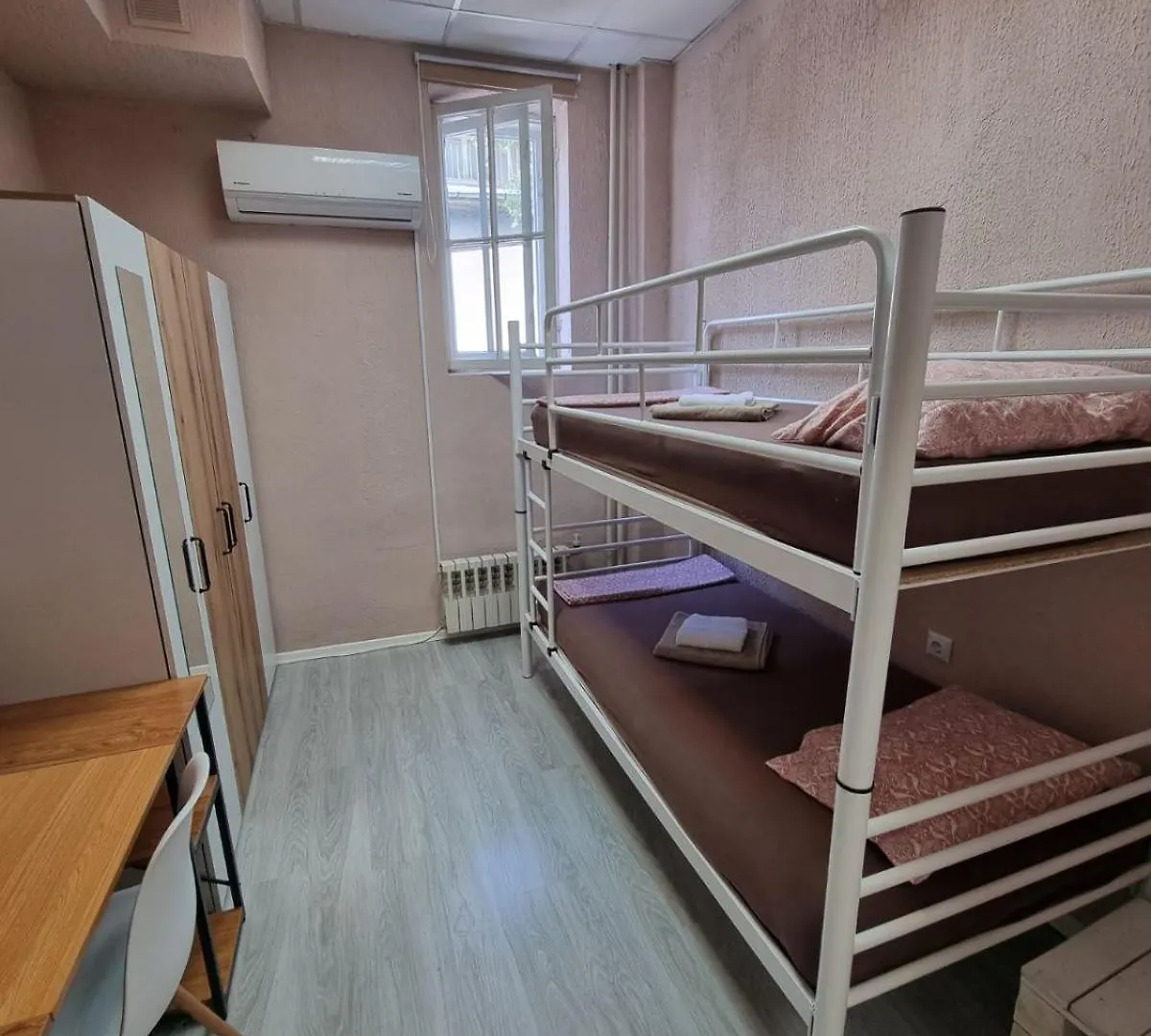 Guest house Lambo'S Corner Varna - Guest Rooms Bulgaria