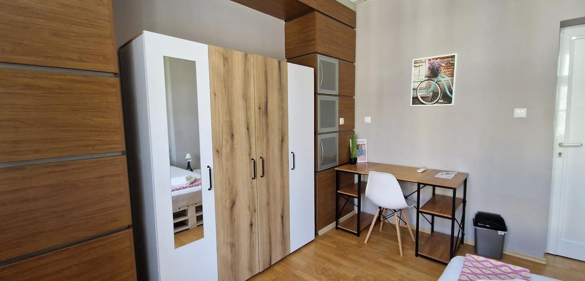 Guest house Lambo'S Corner Varna - Guest Rooms