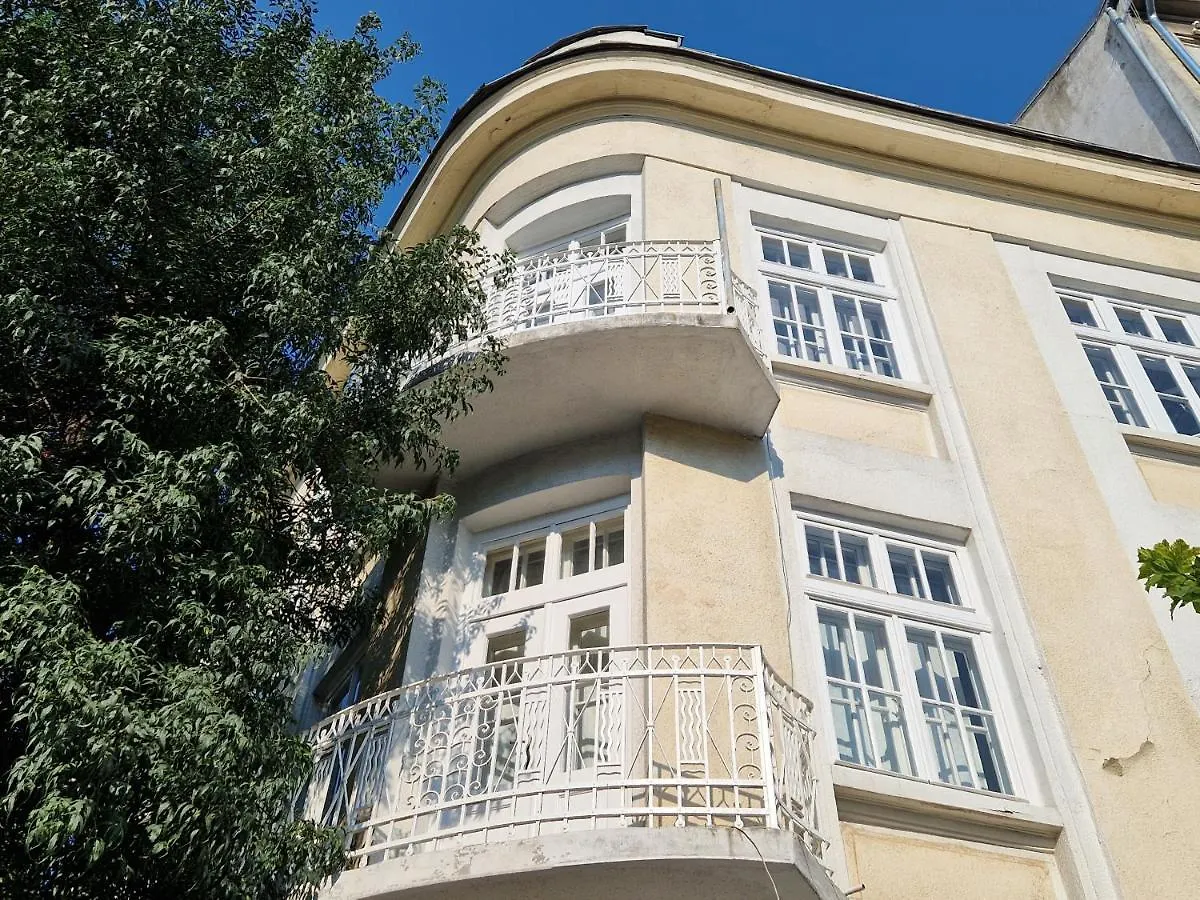 Lambo'S Corner Varna - Guest Rooms 0*,  Bulgaria