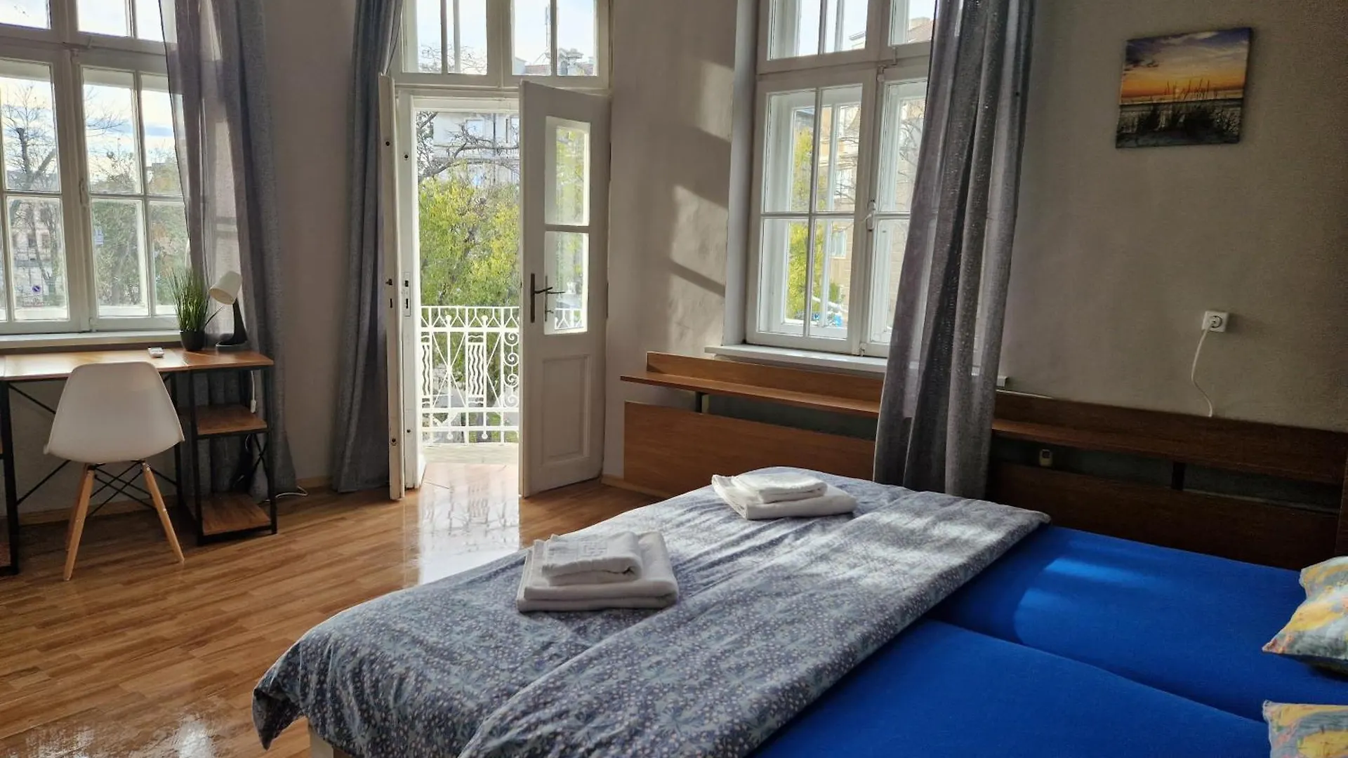 Guest house Lambo'S Corner Varna - Guest Rooms Bulgaria
