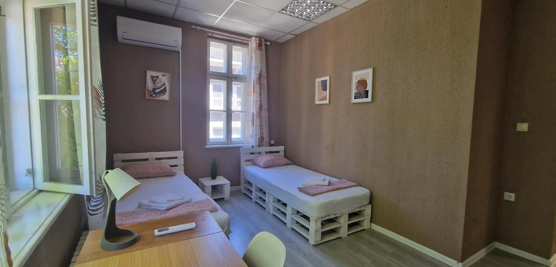 Lambo'S Corner Varna - Guest Rooms Guest house
